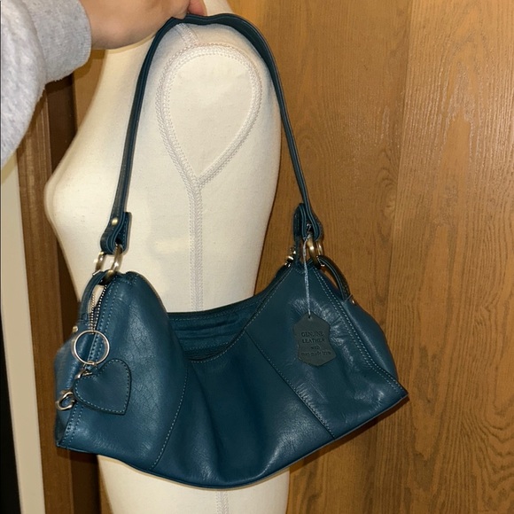 APOSTROPHE Blue Genuine Leather Baguette Shoulder Bag - Picture 2 of 8